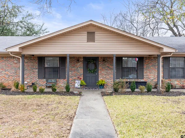 1507 Auburn Dr, Longview, TX 75601