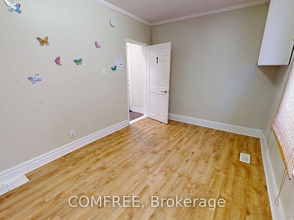 4th image of 1405 King St E
