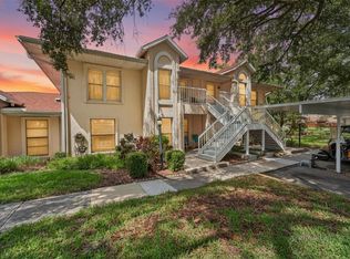 319 Knottwood Ct #2, Sun City Center, FL 33573