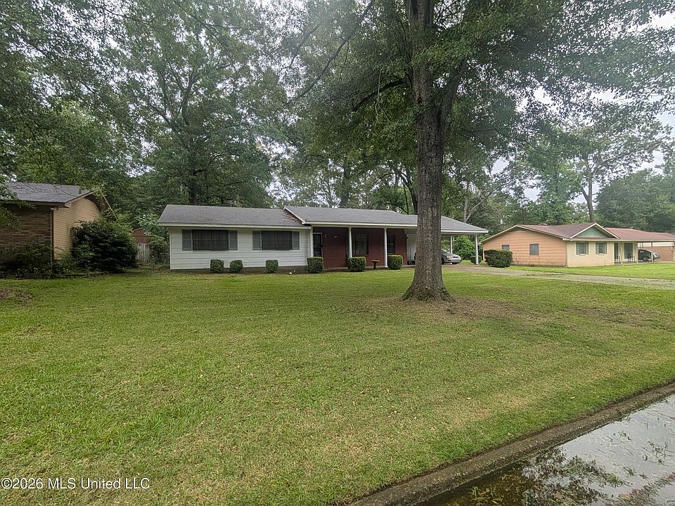 2nd image of 3530 Exchange Dr