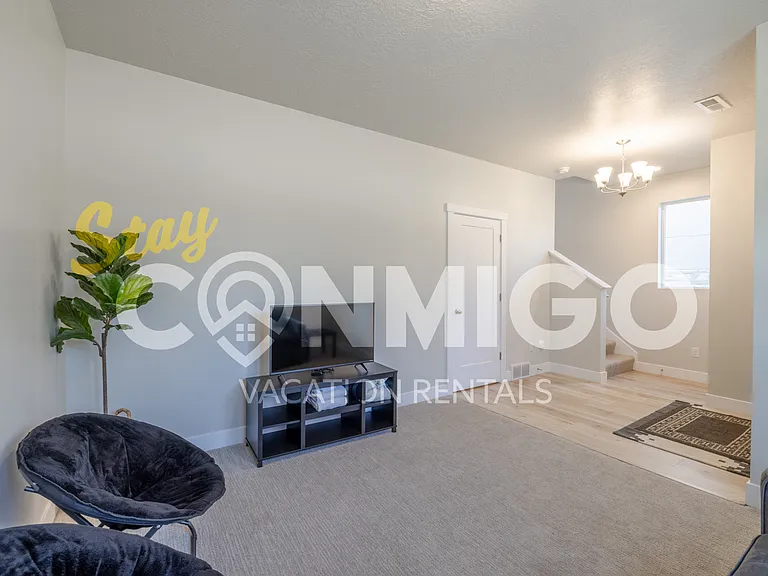 1024 W 400 S — Photo 22