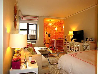 Rented by Manhattan Spaces