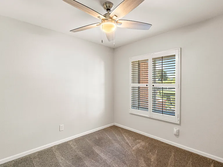Fourth bedroom/office