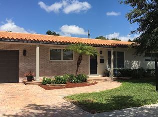 14007 Lake Lure Ct, Miami Lakes, FL 33014