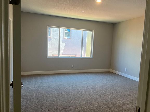 4th image of 4452 Cash Dr