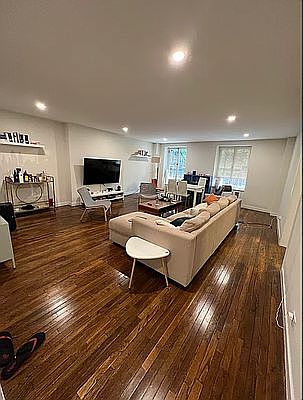 1st image of 23 Washington Sq N #G