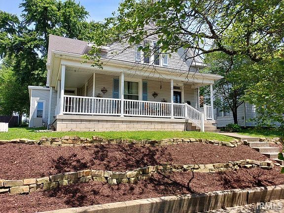 3rd image of 306 E 8th St