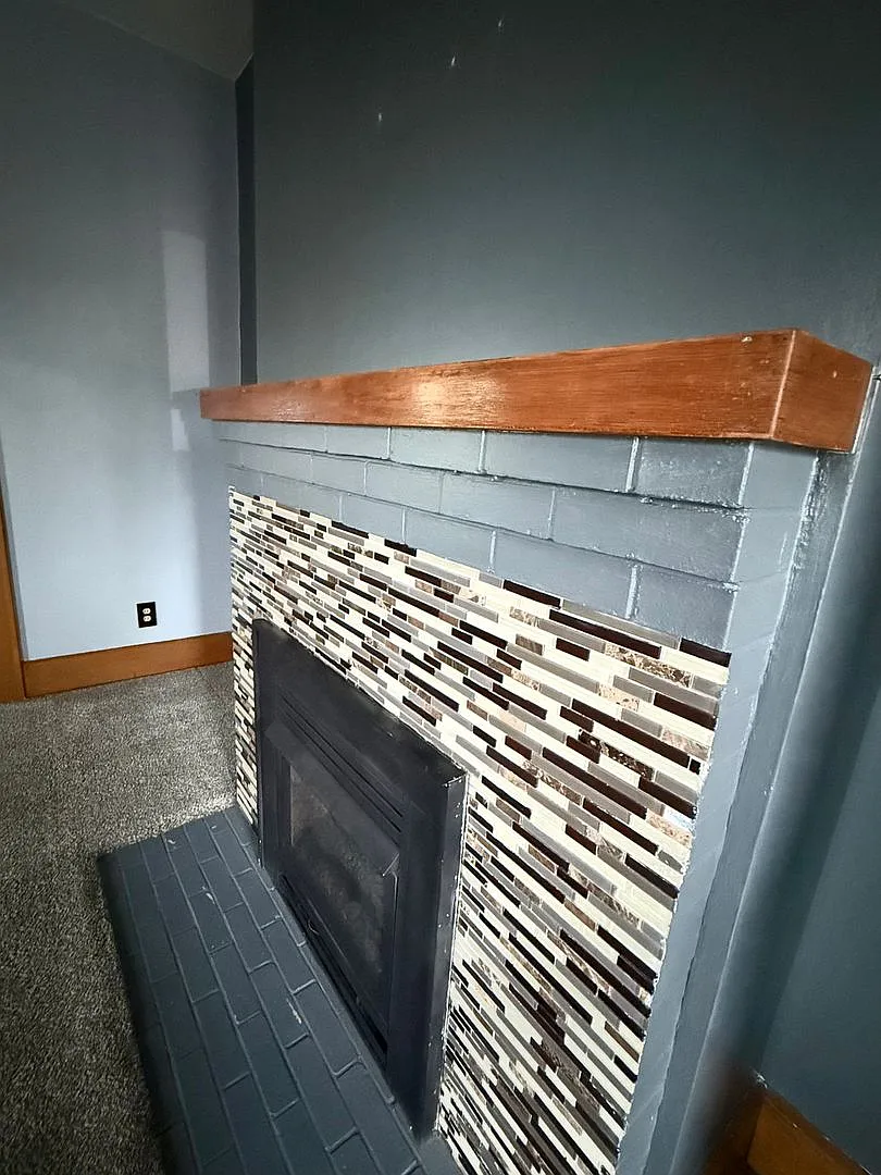 Cute and Cozy 2 bed/1 bath home in Marietta, Ohio — Photo 3