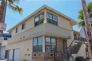 2nd image of 1895 Cedar Ave APT 5