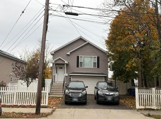 6 Westfield St, West Haven, CT 06516
