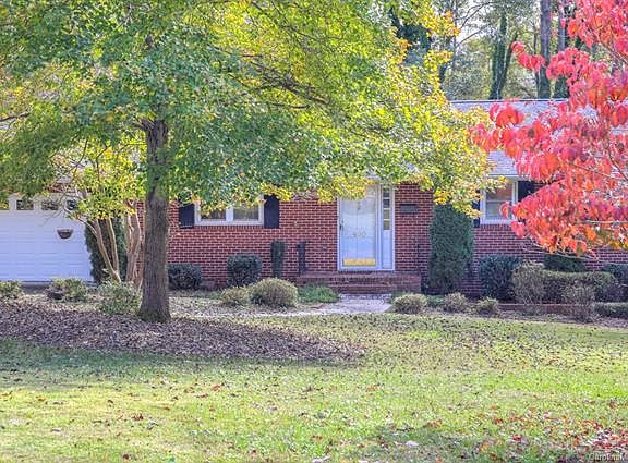 5th image of 400 Harmony Ln