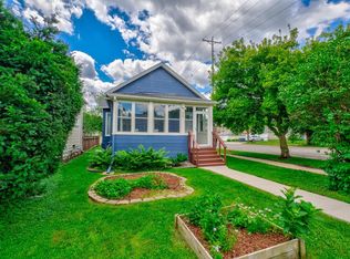 858 Watson Ave, Saint Paul, MN 55102