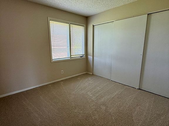 3rd image of 5515 S 31st St APT 9