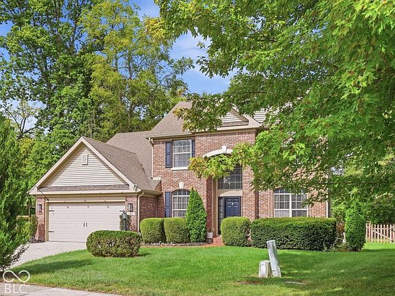 3rd image of 10420 Fox Creek Ln