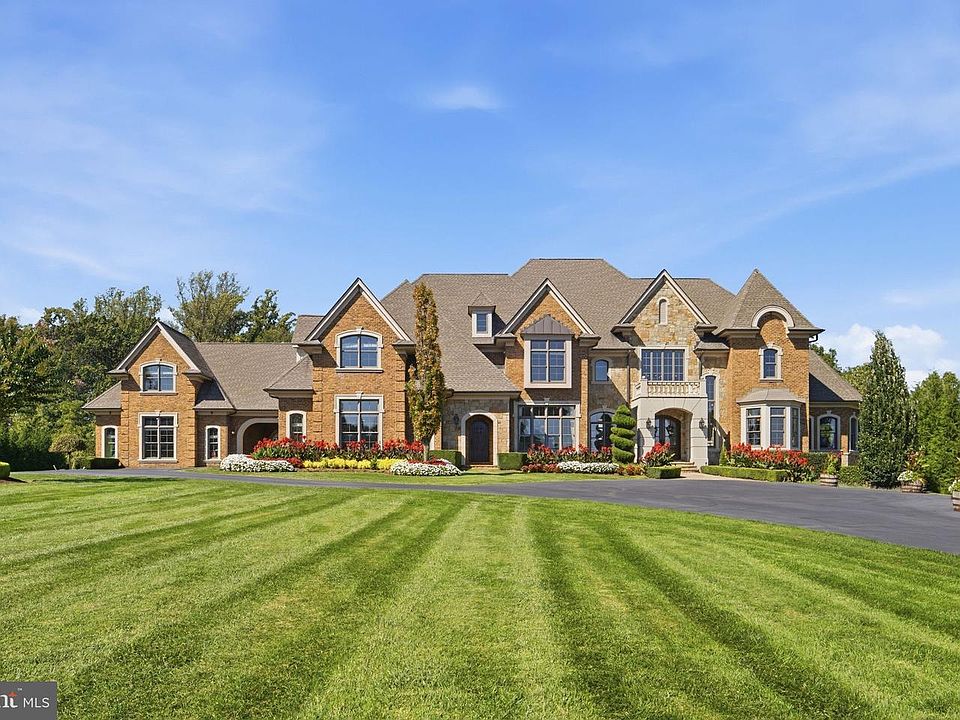 1st image of 40679 Grenata Preserve Pl