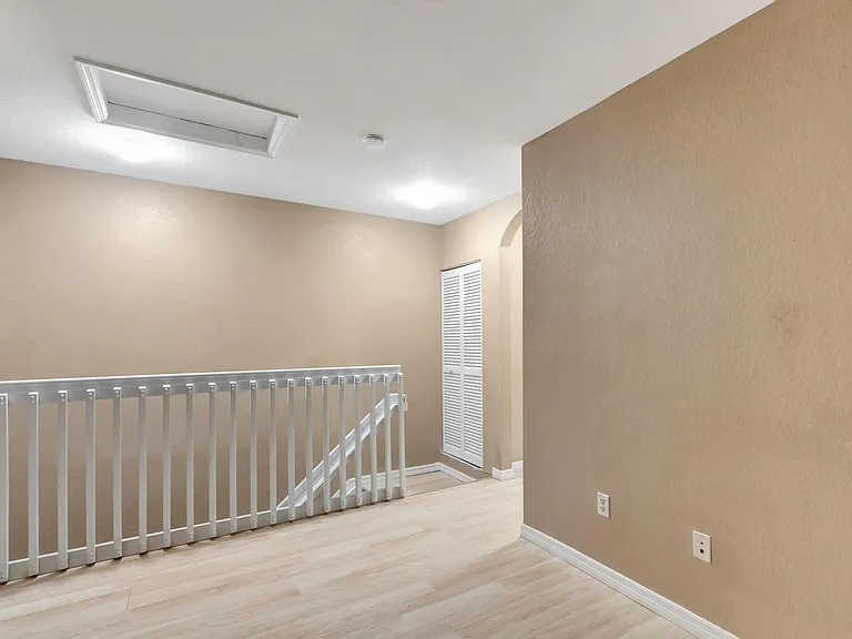 1912 Hibiscus Ln — Photo 22