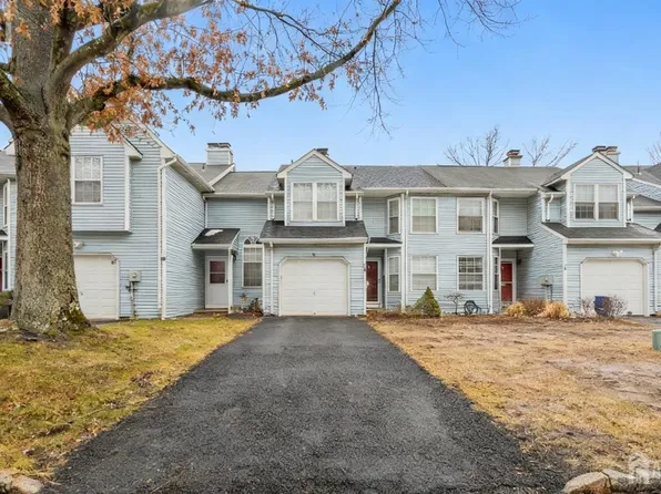 91 Delaware Ln, Branchburg, NJ 08876