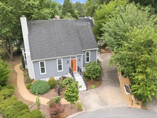 3004 W Annaley Dr, Raleigh, NC 27604
