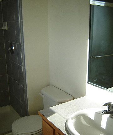 5th image of 1118 S Hazelwood
