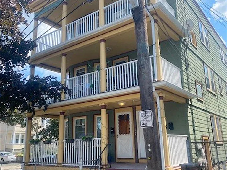 4 Edgar Ct #3 — Photo 17