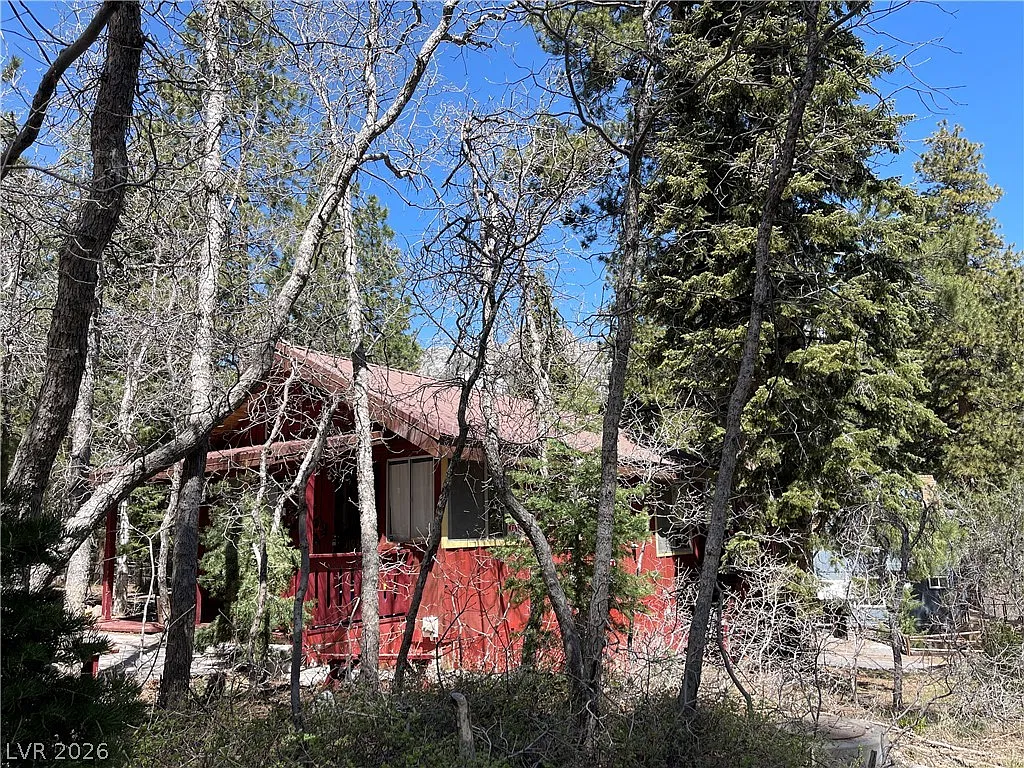 1 bed, 1.0 bath, 576 sqft, $1,750 — Photo 2