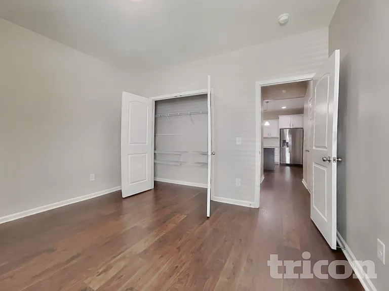 1064 Bitting Hall Cir — Photo 13