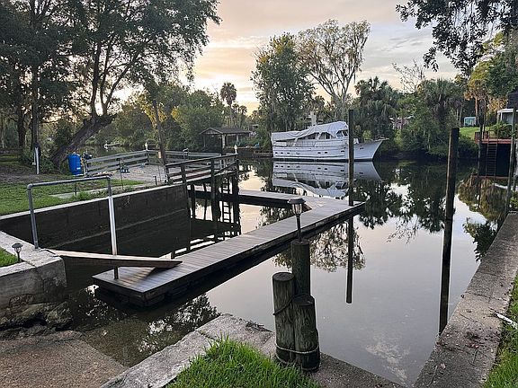 2nd image of 14191 W River Rd
