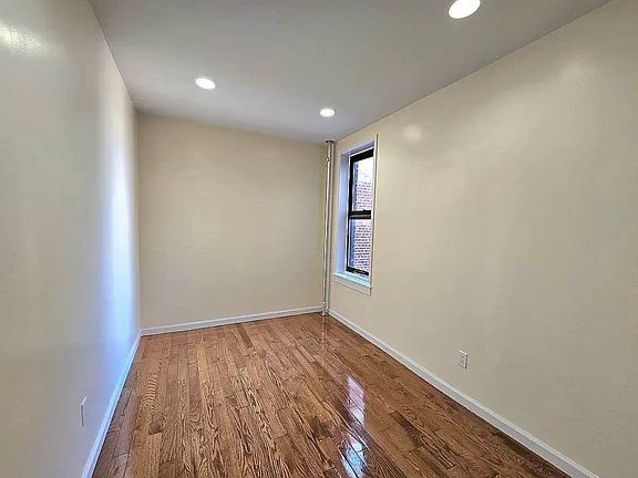 2nd image of 2015 Bedford Ave APT 1A