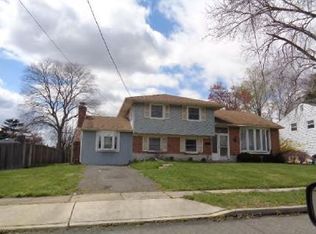 80 Tilford Rd, Somerdale, NJ 08083