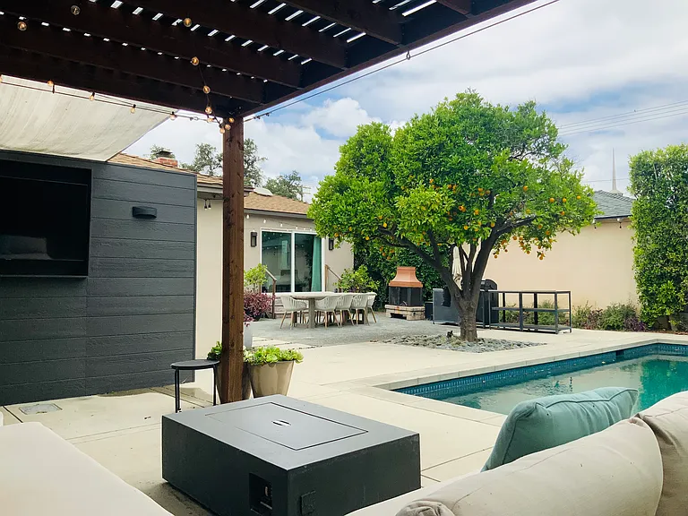 1226 N Fairview St — Photo 57