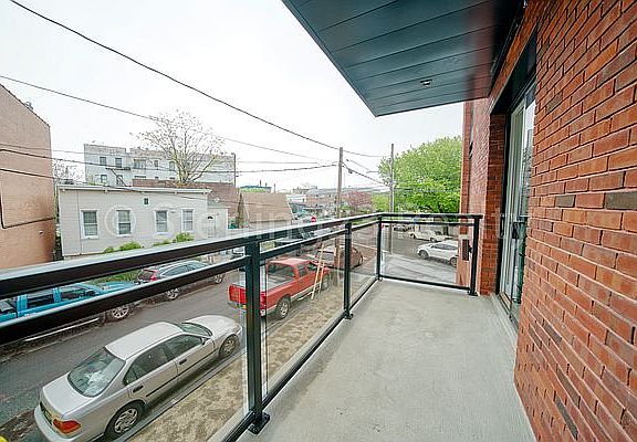3rd image of 4020 23rd Ave #3