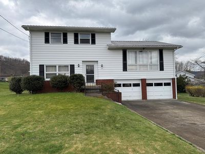 521 Greenbriar Court, New Martinsville, WV, 26155