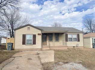 2421 SW East Ave, Lawton, OK 73505