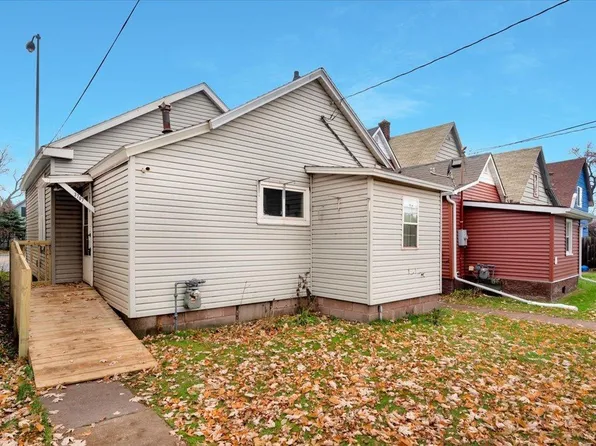 3707 E 2nd St, Superior, WI 54880
