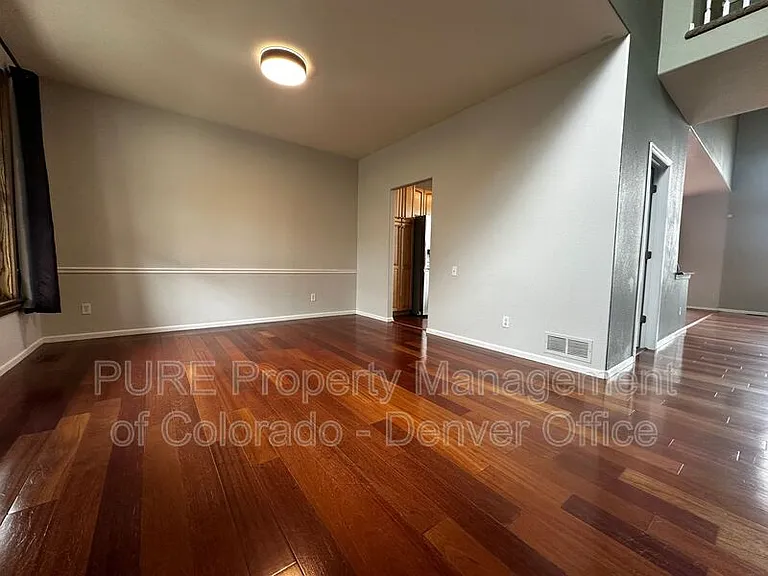 8602 Mallard Pl — Photo 4