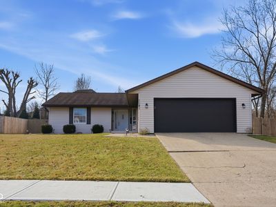 1181 Pilgrim Rd, Greenwood, IN, 46142