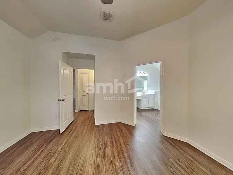 22327 Merabrook Dr — Photo 11