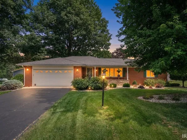 34 Oak St, Somerset, IN 46984