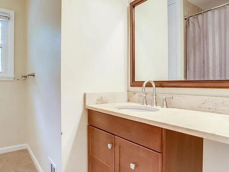 5225 Old Dominion Dr — Photo 33
