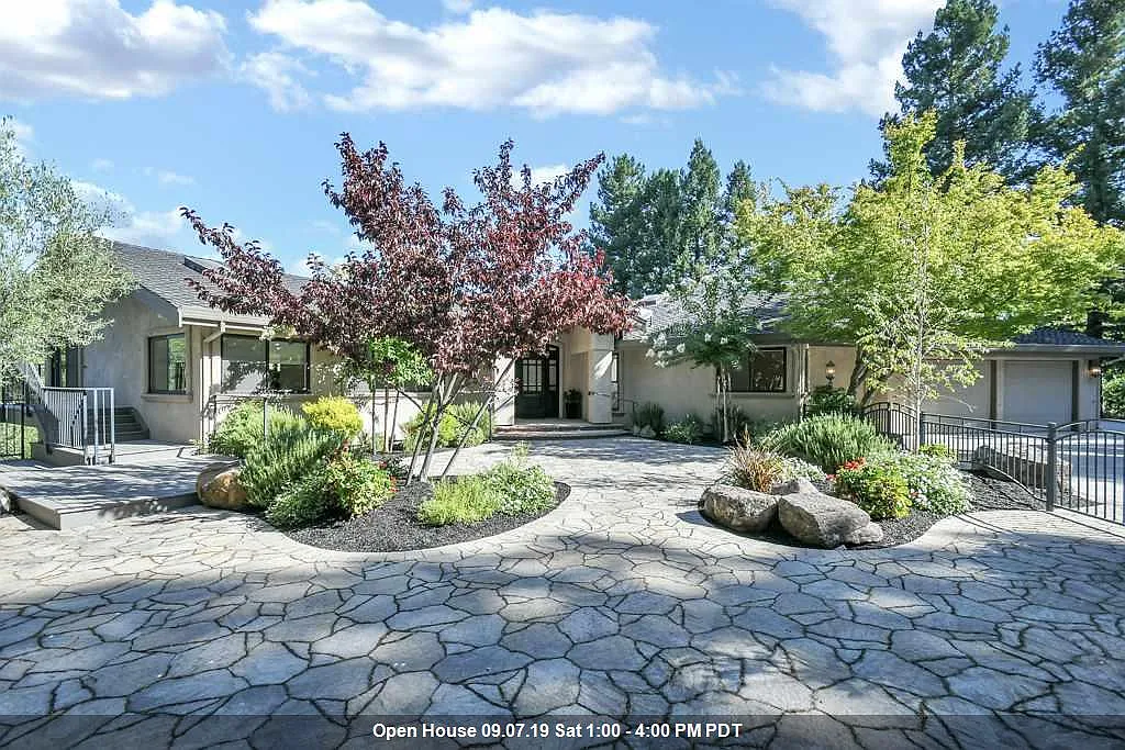 827 Sage Dr photo 1