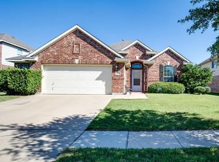 812 Sequoia Way, Saginaw, TX 76131