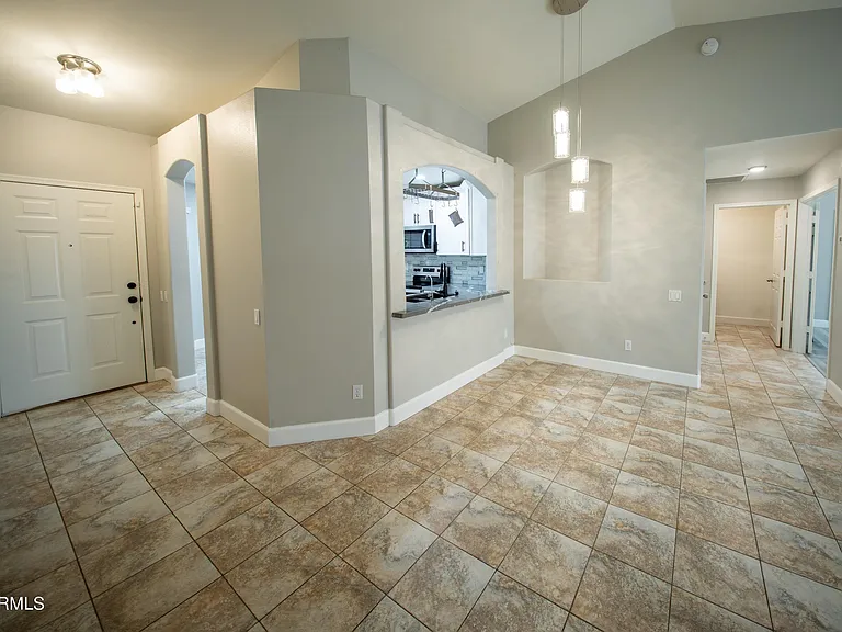 1118 S Surfside Dr — Photo 24
