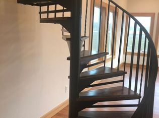 35670 NW Mountaindale Rd, North Plains, OR 97106