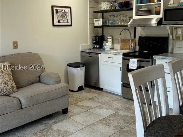 40 Folly Field Road UNIT A129, Hilton Head Island, SC 29928