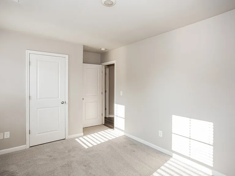 6509 Rumple Rd — Photo 16