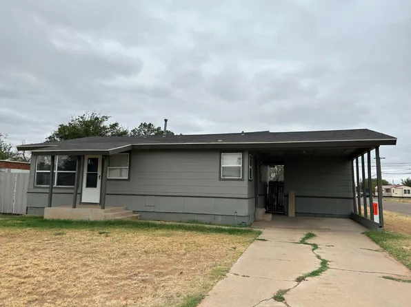 202 Pine St, Levelland, TX 79336