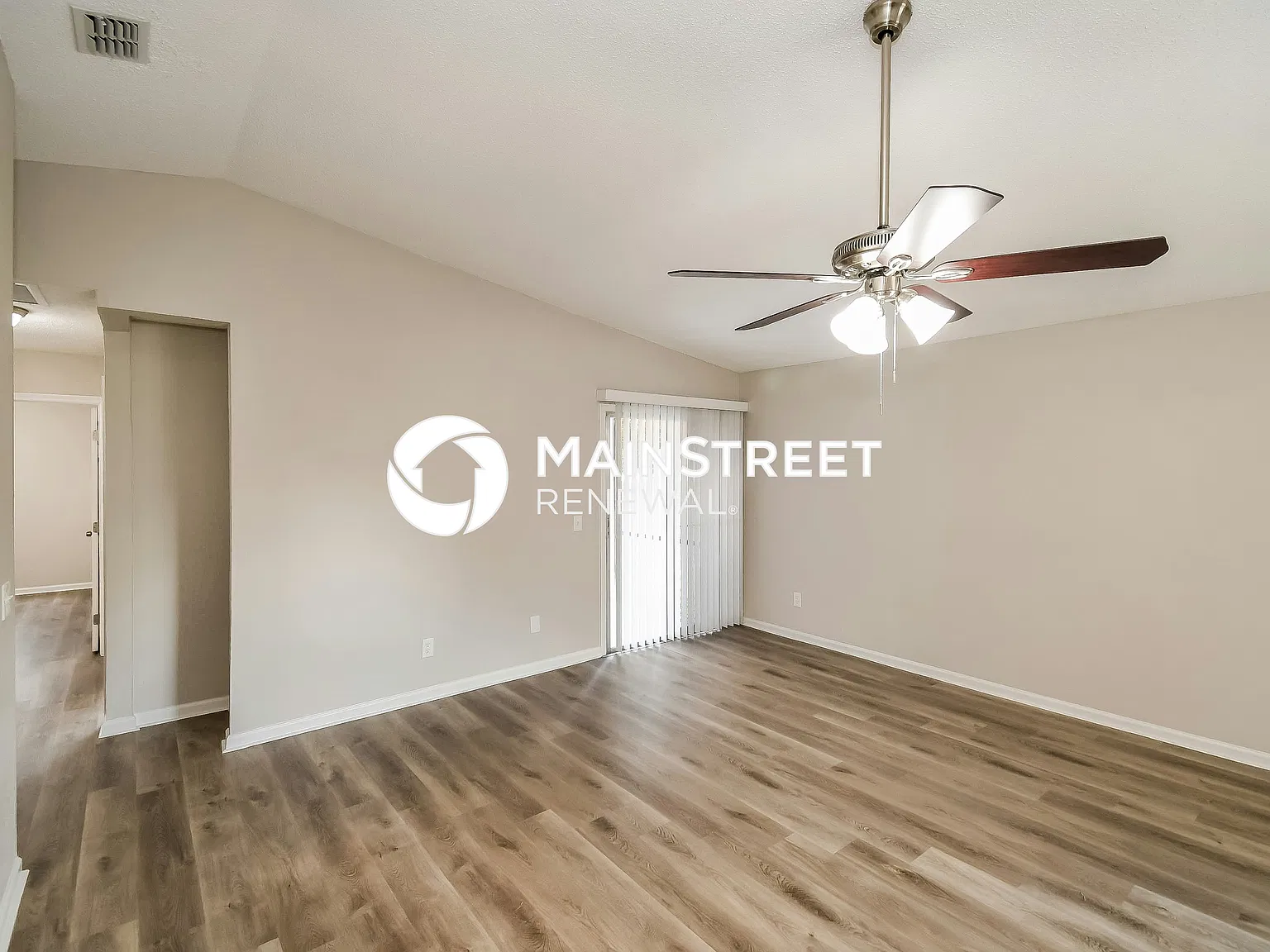 693 Roger Sherman St #3 — Photo 3