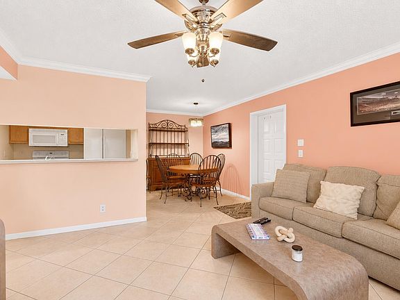 4th image of 13791 Oneida Drive #C2