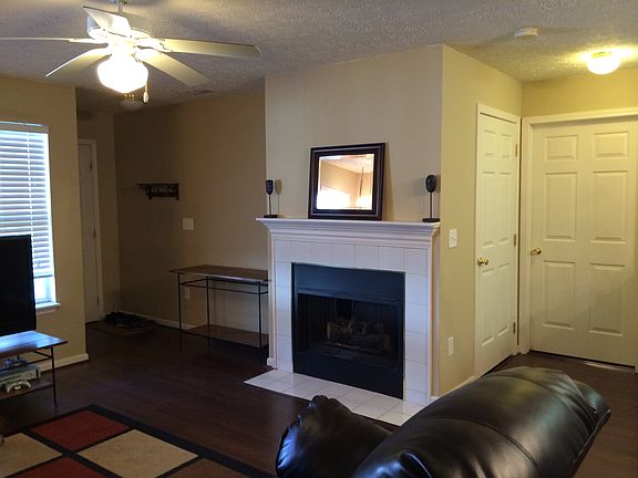 4th image of 14701 Lenox Dr