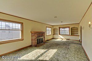 3rd image of 1730 Country Club Dr